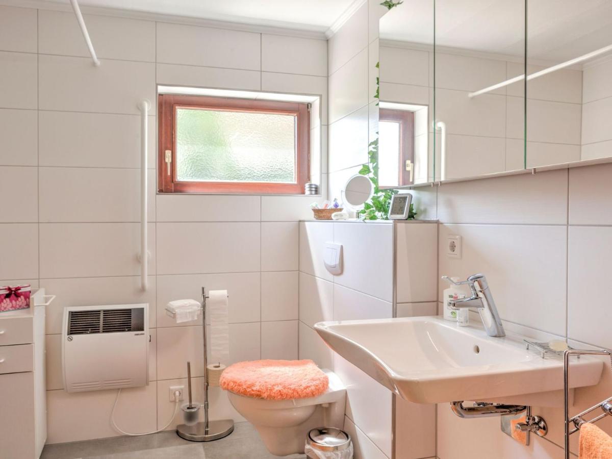 Apartmán Sunny Flat In Bad Driburg With Garden Exteriér fotografie